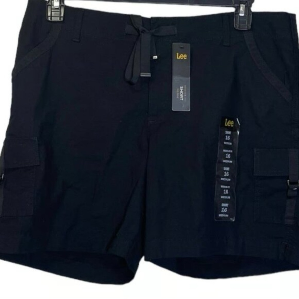 Lee Women's Mid-Rise Drawstring D-Ring Black Cargo Shorts sz 16